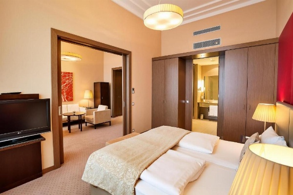 Austria Trend Hotel Savoyen Vienna image 8